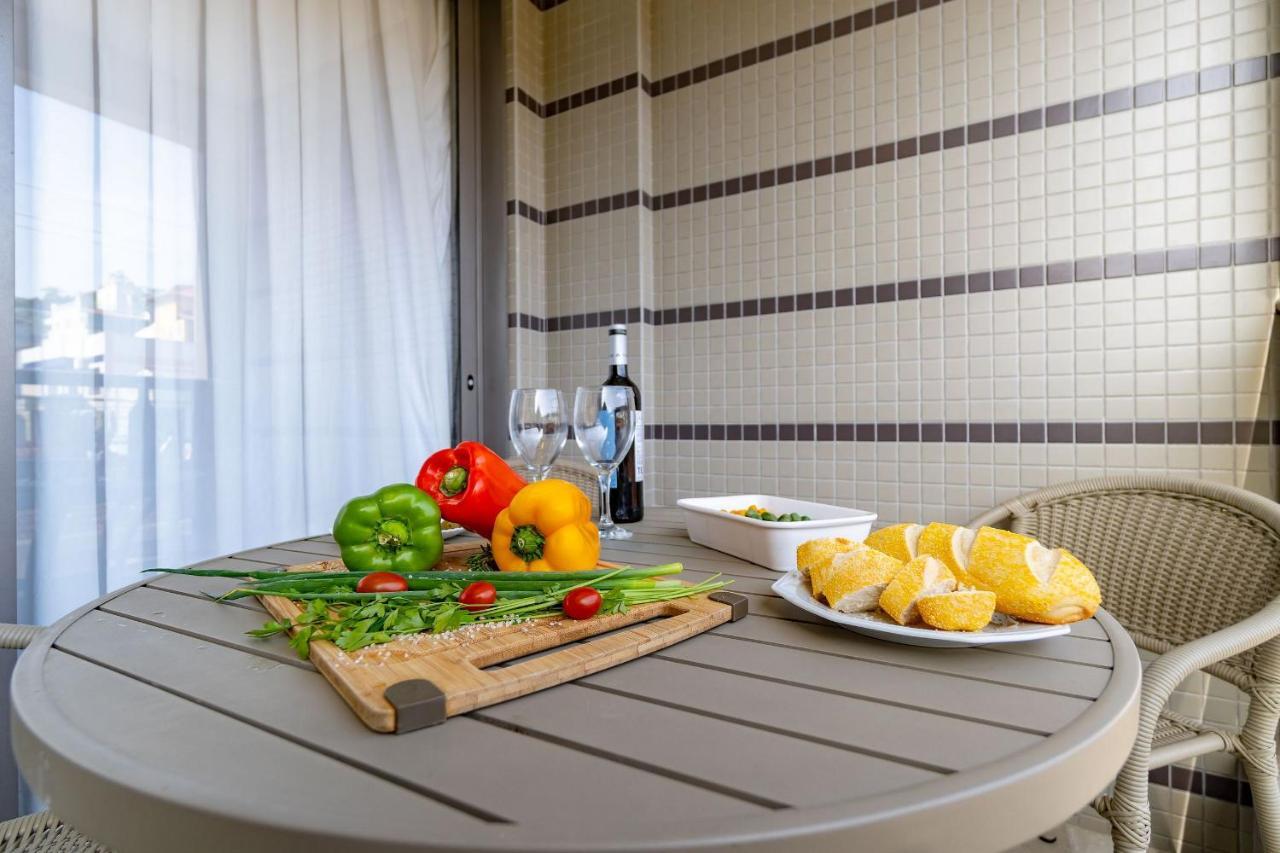 Porto Madero - Amplo Apartamento Em Condo Com Piscina Bombinhas Exteriör bild
