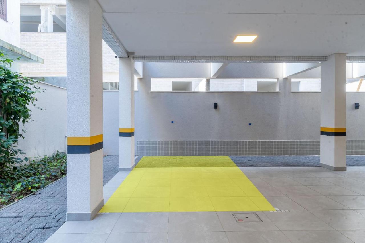 Porto Madero - Amplo Apartamento Em Condo Com Piscina Bombinhas Exteriör bild